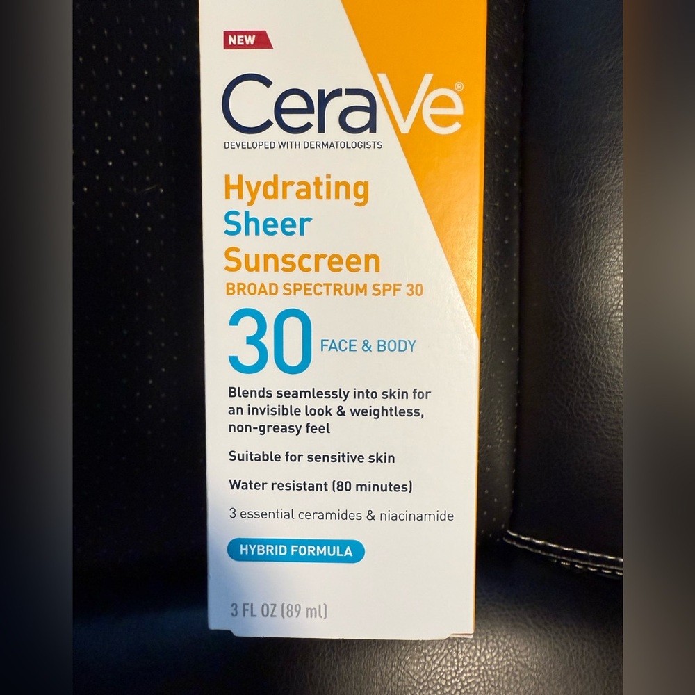 CeraVe Hydrating Sheer Sunscreen SPF 30 Face & Body NIB